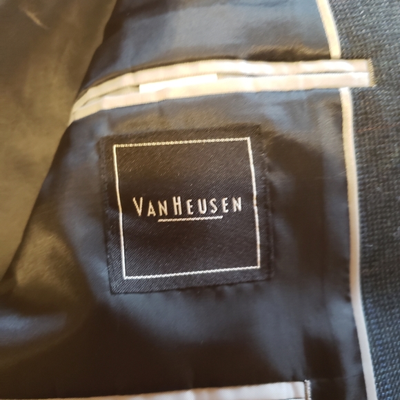 Suit jacket - Picture 2 of 2